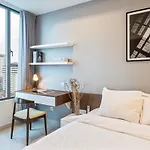 Nu Apartment